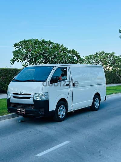 Toyota Hiace 2023