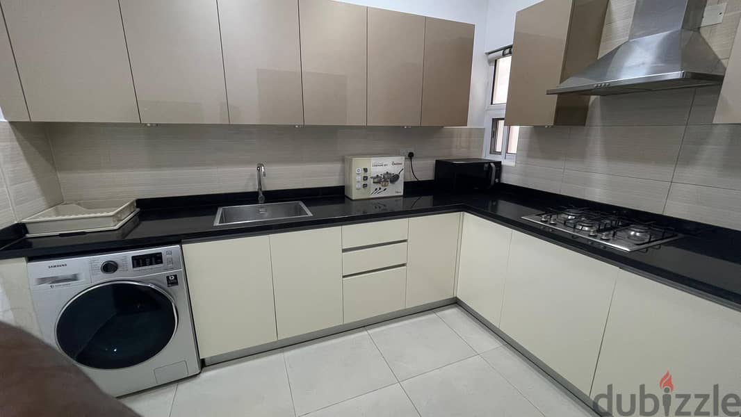 Beautiful 2BHk | |Housekeeping l 1