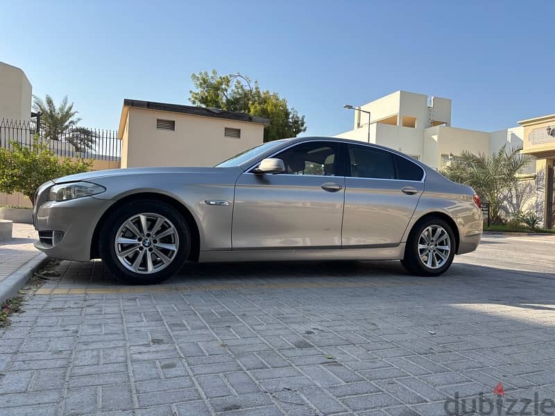 BMW 5-Series 2013 1