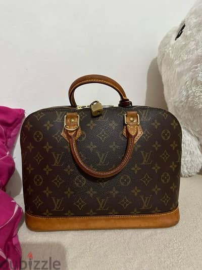 LV alma bag