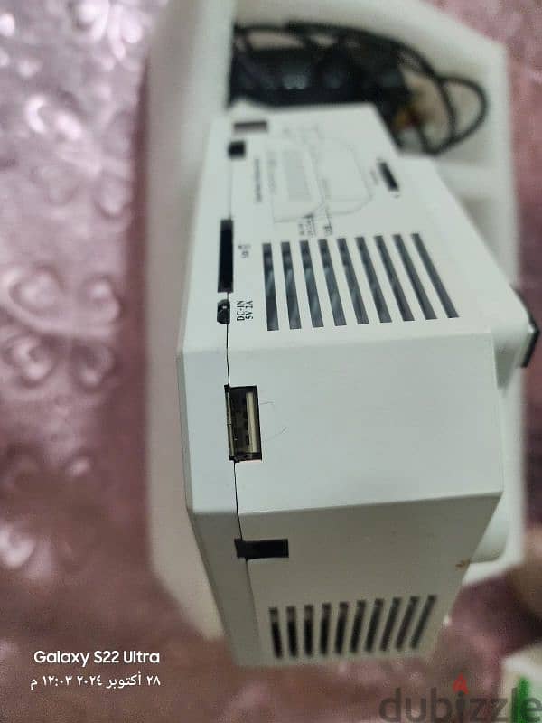 Small Projector 5