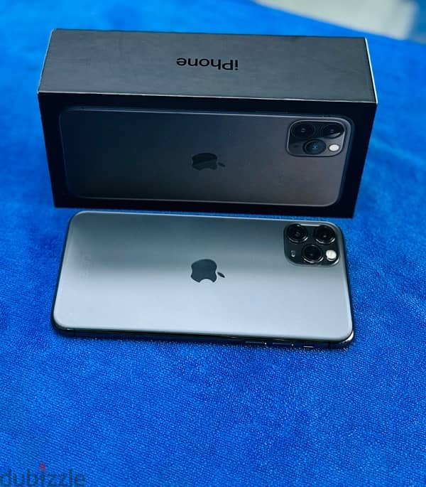 iPhone Nishant 11 Pro Max 256 GB very good condition with box charg 1