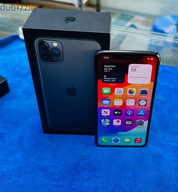 iPhone Nishant 11 Pro Max 256 GB very good condition with box charg 2