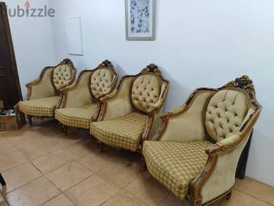 4 chairs in good condition