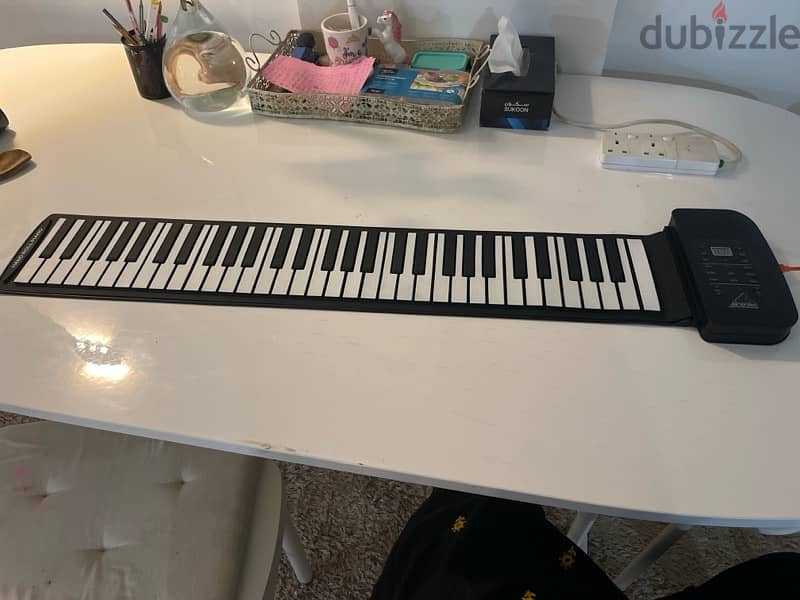 hand Roll PIANo almost used few times 1