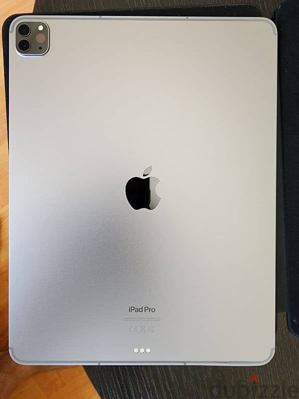 iPad Pro 12.9" 256GB 6th Gen WiFi+5G 1