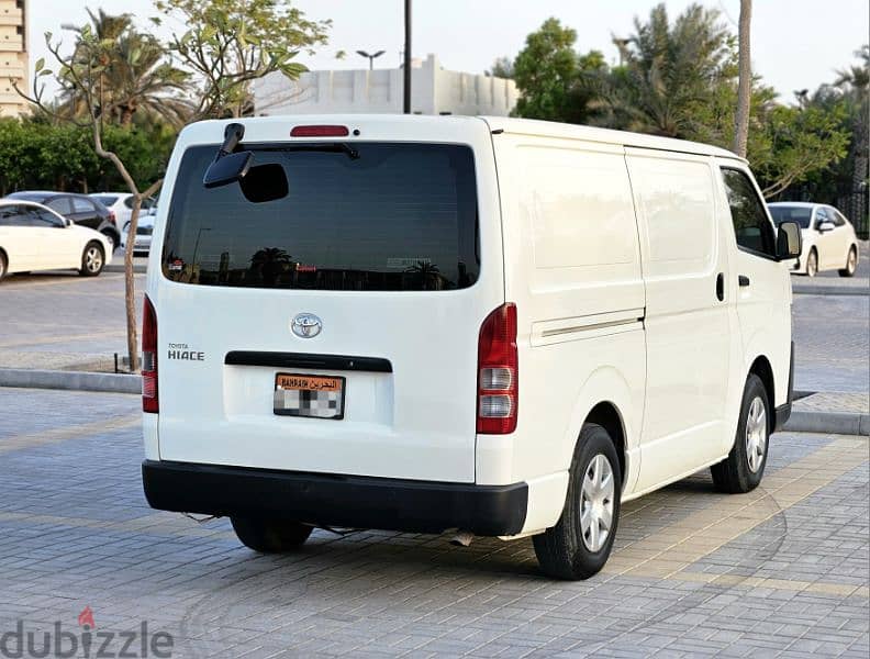 TOYOTA HIACE 2021 CARGO VAN TOP EXCELLENT CONDITION URGENTLY FOR SALE 5