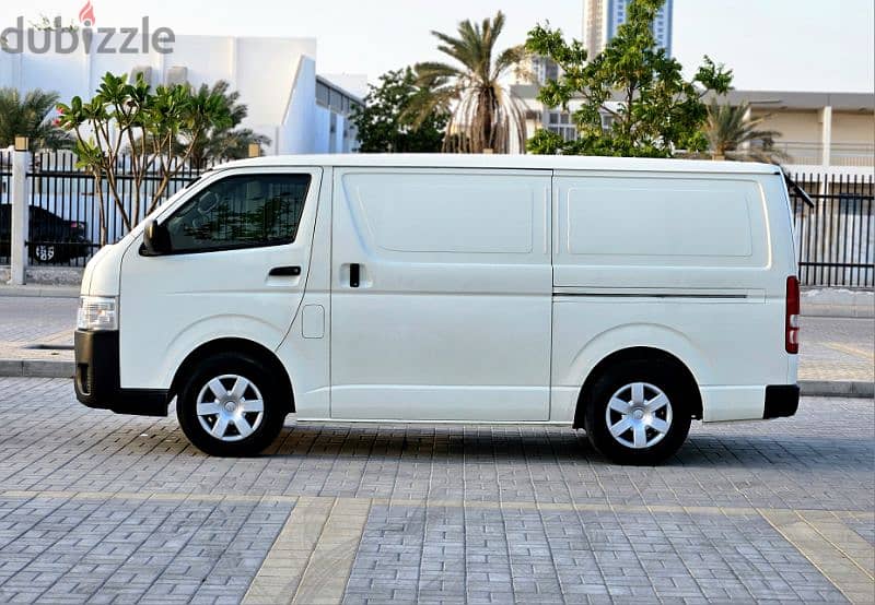 TOYOTA HIACE 2021 CARGO VAN TOP EXCELLENT CONDITION URGENTLY FOR SALE 7