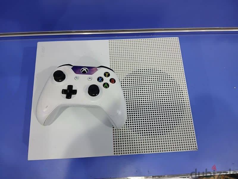 Xbox One S urgent for Sale 3