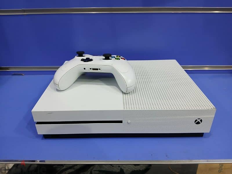 Xbox One S urgent for Sale 16