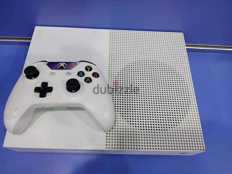 Xbox One S urgent for Sale 18