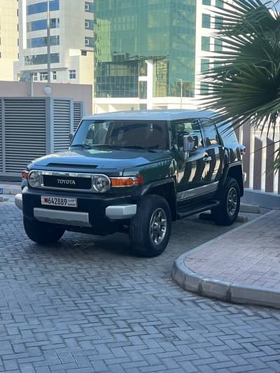 Toyota FJ Cruiser 2011