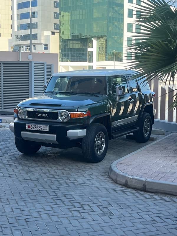 Toyota FJ Cruiser 2011 0