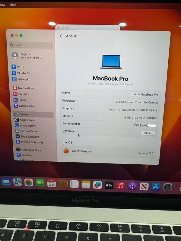 Apple MacBook Pro 13.3in (2017) 8gb 128gb 4