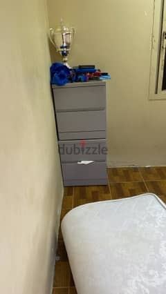 double bed and 32 inch lcd sale urgent 0