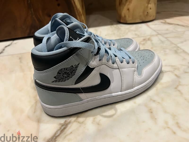 Jordon 1 Mid SE   ICE BLUE (2023). 0