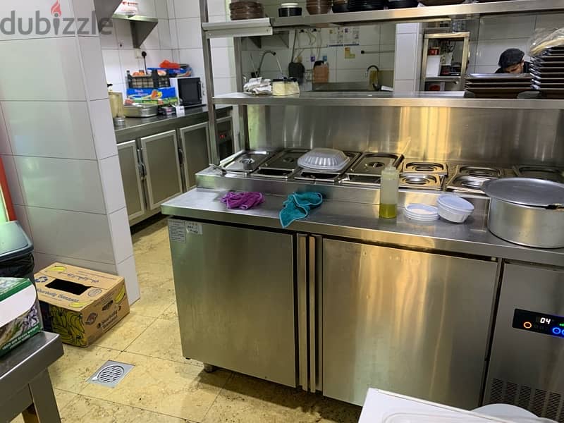 Restaurant for sale in Busaiteen 3