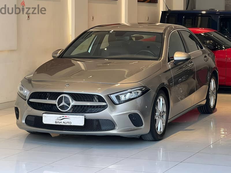 Mercedes-Benz A 200 MODEL 2021 FOR SALE LOW KM 2