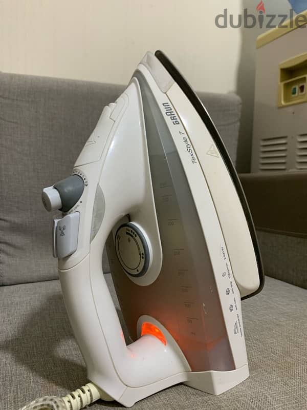 Braun Iron (read description ) 1