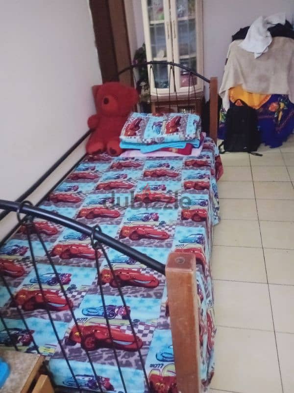 single bed and mattress good condition 0