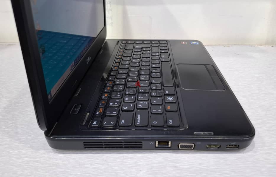 DELL Core i5 Laptop AMD Radeon Graphics Total 5GB 8GB RAM + 128GB SSD 6