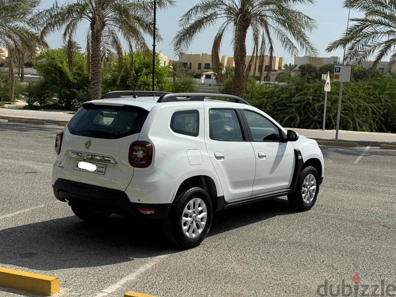 Renault Duster 2024 white 6