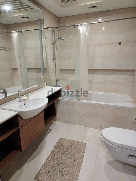 For Sale: Spacious 2-Bedroom Apartment in Amwaj, Bahrain 3