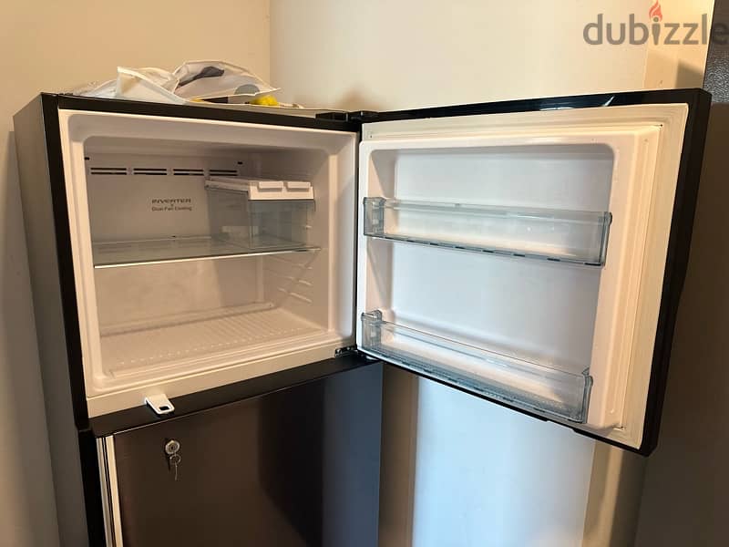 URGENT SALE HITACHI REFRIGERATOR 3