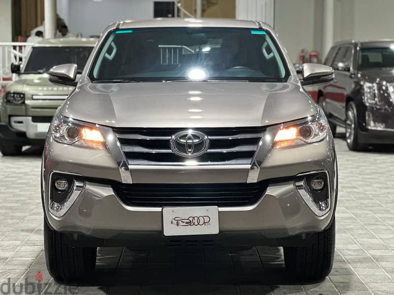 Toyota Fortuner 2019 V4 3