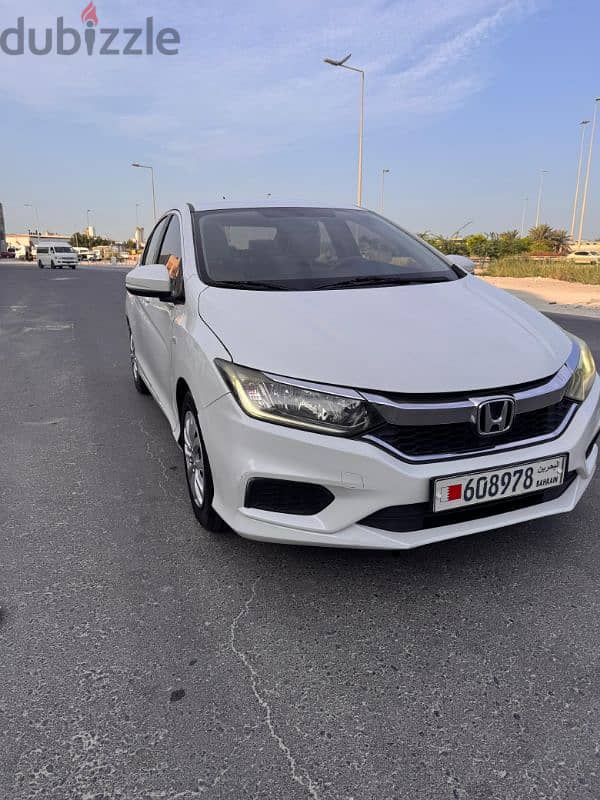 Honda City 2018 4