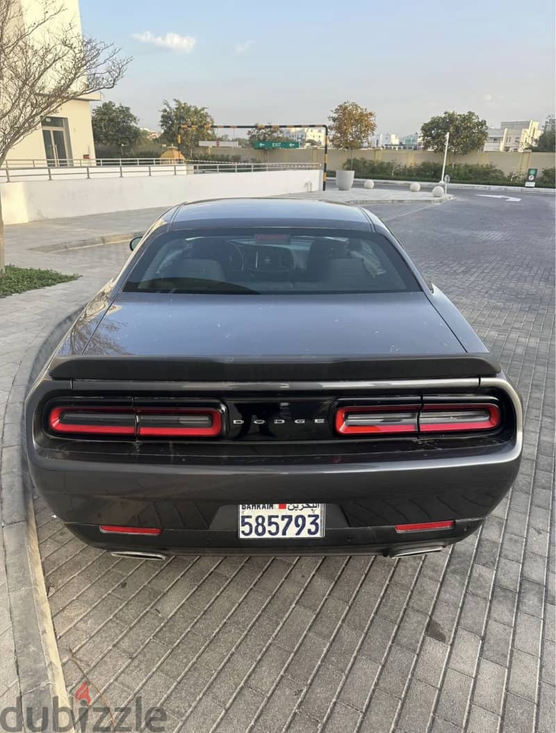 Dodge Challenger 2016 1