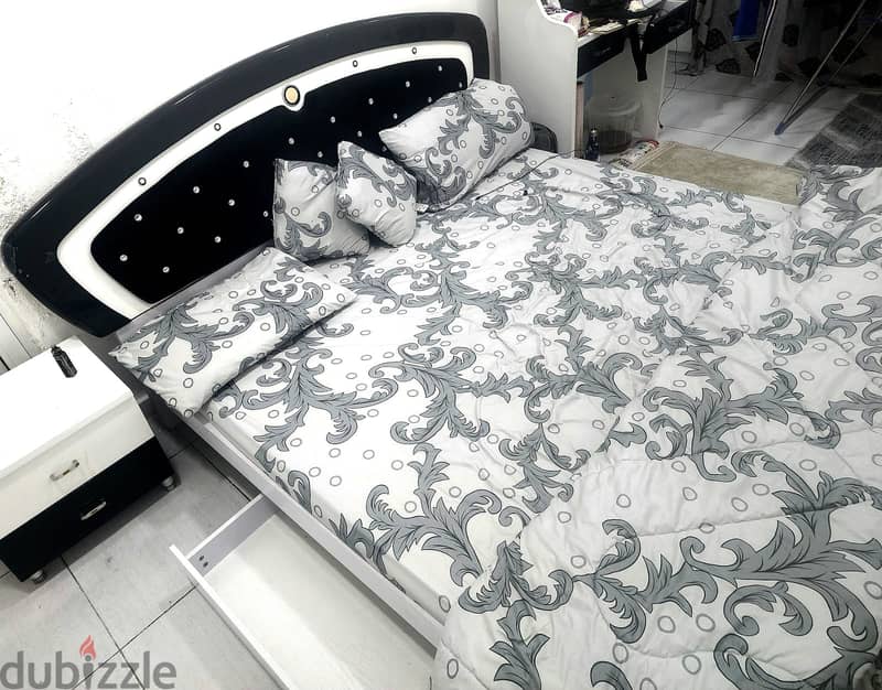 Bed Room Set for Sale Modern Furniture 4