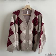 Knitted cardigan (almost new) sweater 0