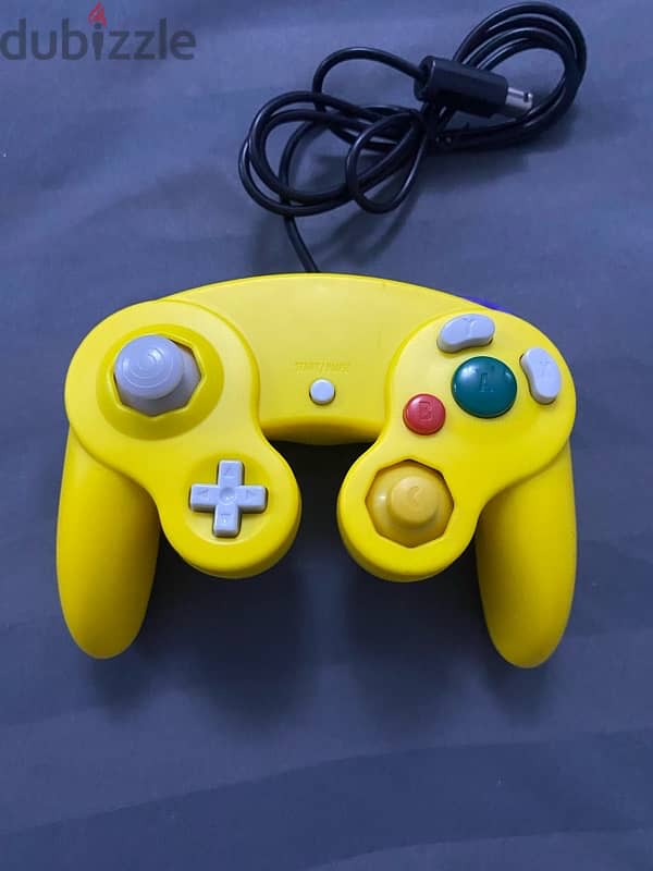 GameCube Controller (Like New) 0