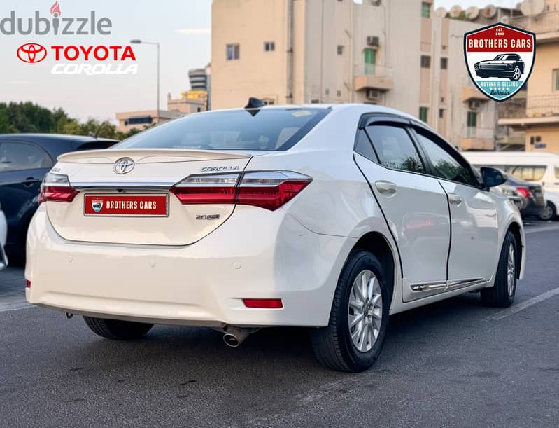 Toyota Corolla 2018 XLI 1