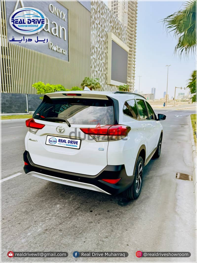 TOYOTA RUSH 7 SEATER  : 2020 : 1.5L V4  WHITE 43000KM 5