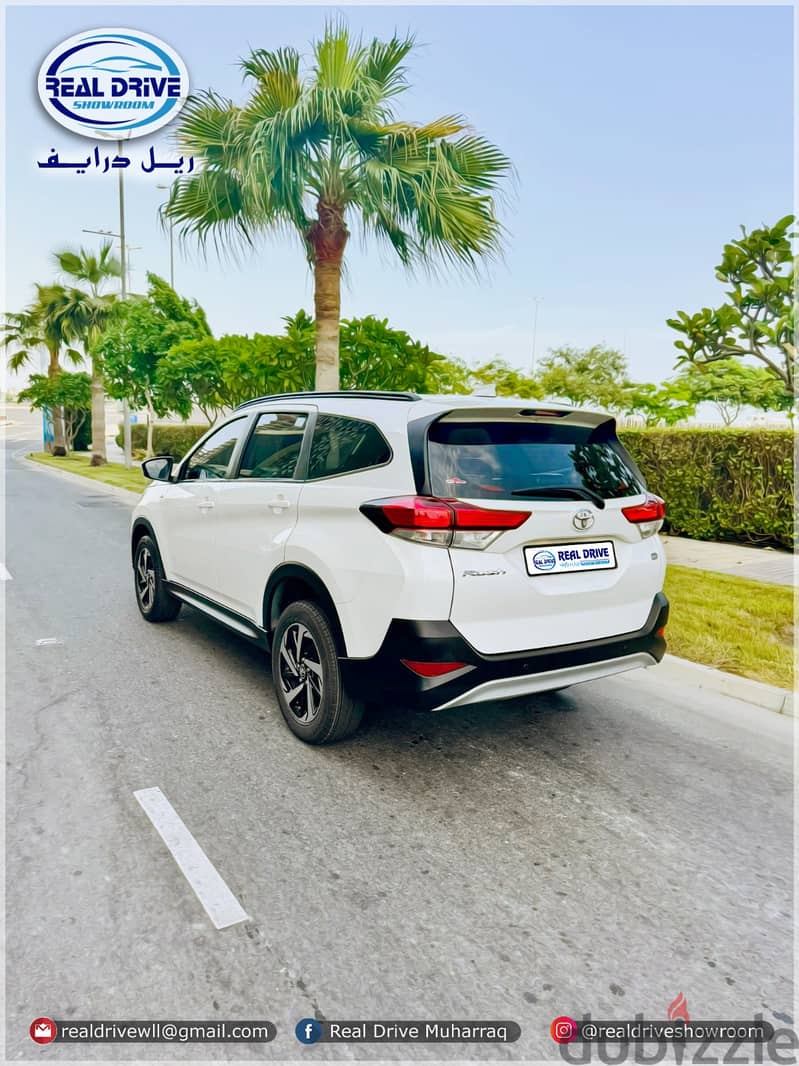 TOYOTA RUSH 7 SEATER  : 2020 : 1.5L V4  WHITE 43000KM 10