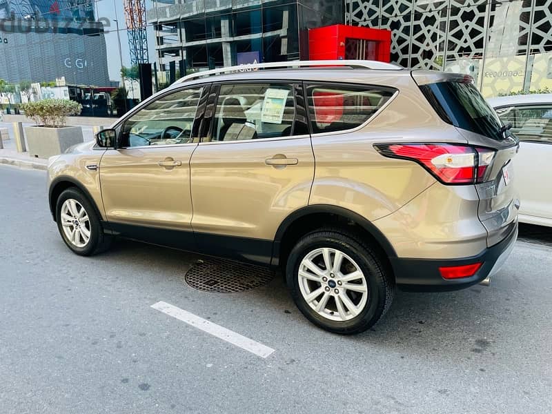 Ford Escape 2019 (Top option ) 4