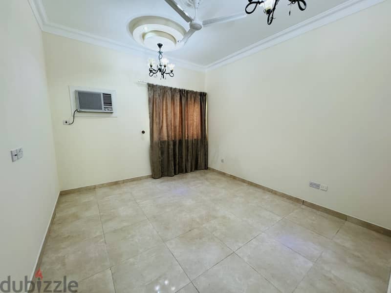 3 bedrooms 3 full bathrooms in seef 10