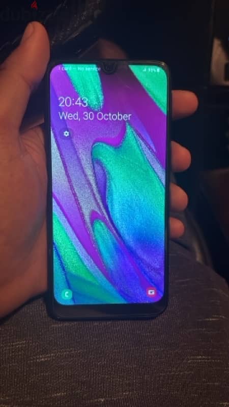 SAMSUNG A40 64 gp 1