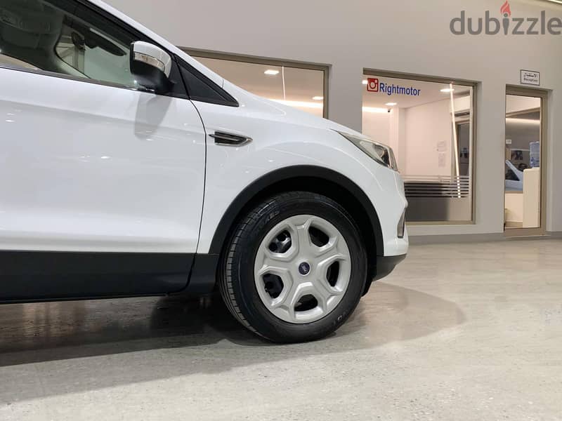 Ford Escape (72,000 Kms) 4