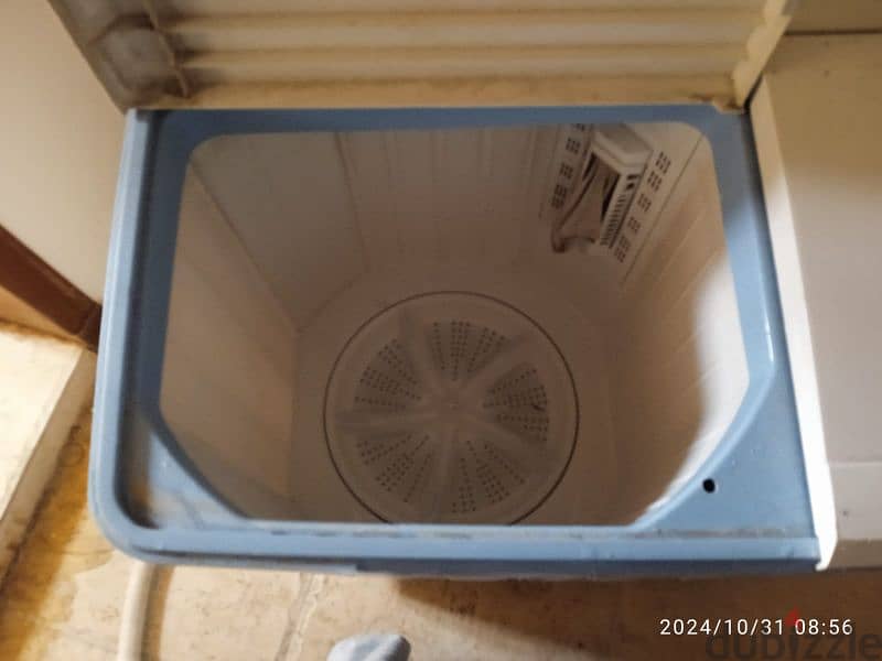 fridge and 2 air condition and washing machine 8