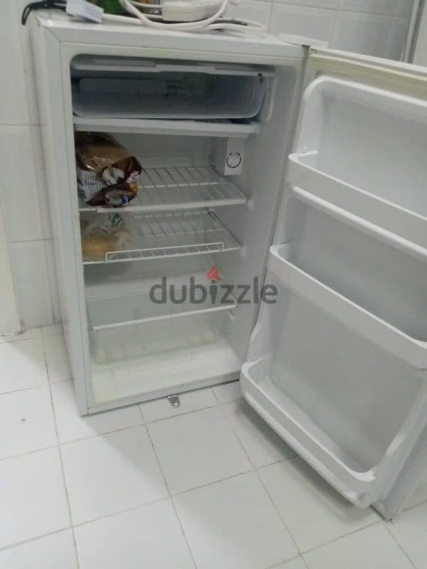 35bd Small fridge 1