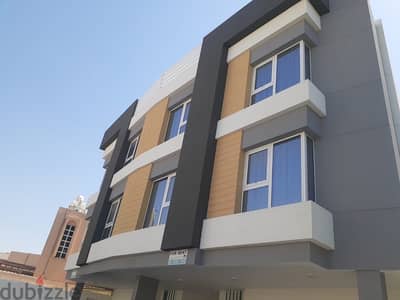 للايجار شقق في الحجيات مبنى جديد FLAT FOR RENT IN HAJIYAT -NEW BULDG