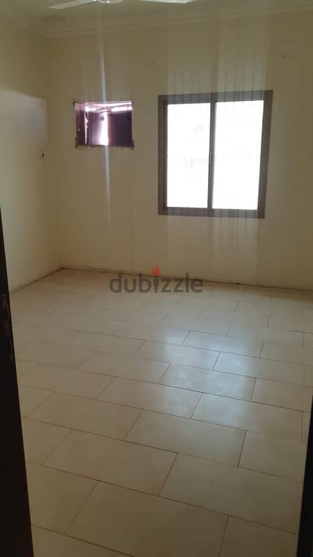 يوجد شقق للاجار في سلمباد قرب مستشفى الهلال FLAT FOR RENT IN SALMBAD 1