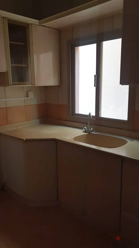 يوجد شقق للاجار في سلمباد قرب مستشفى الهلال FLAT FOR RENT IN SALMBAD 3