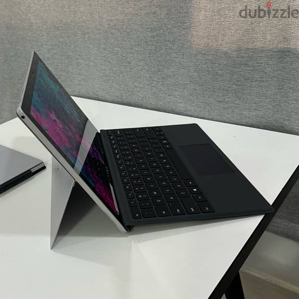 Microsoft Surface Pro 4 2