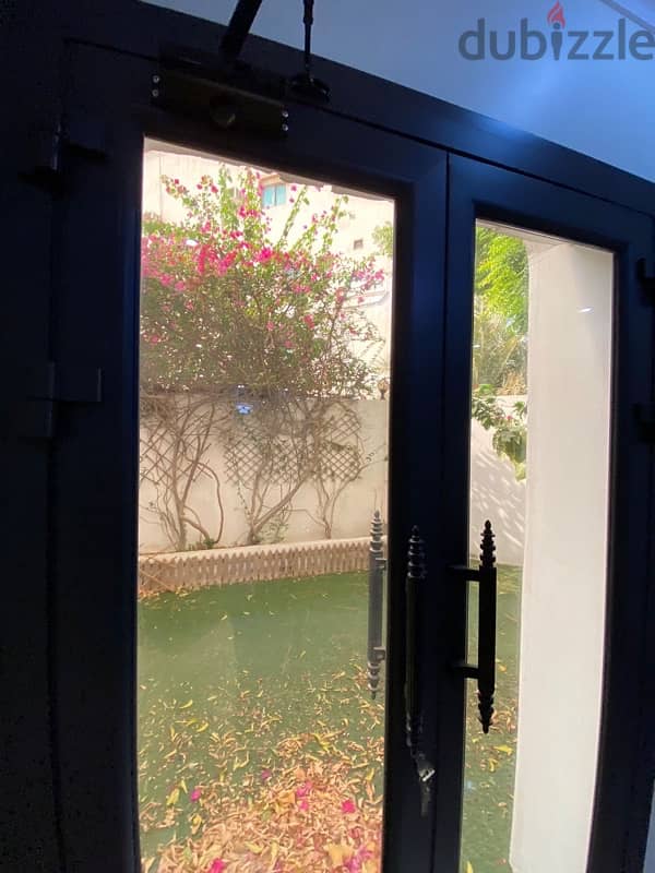 بيت للبيع في مدينةعيسى مفتوح على ٣جهات for sale in isa town open 3side 6