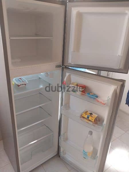 Hisence refrigerator (220L) in excellent condition 0