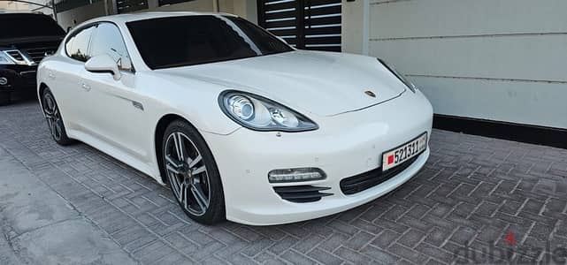 Porsche Panamera 2012